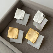 Square shell earrings