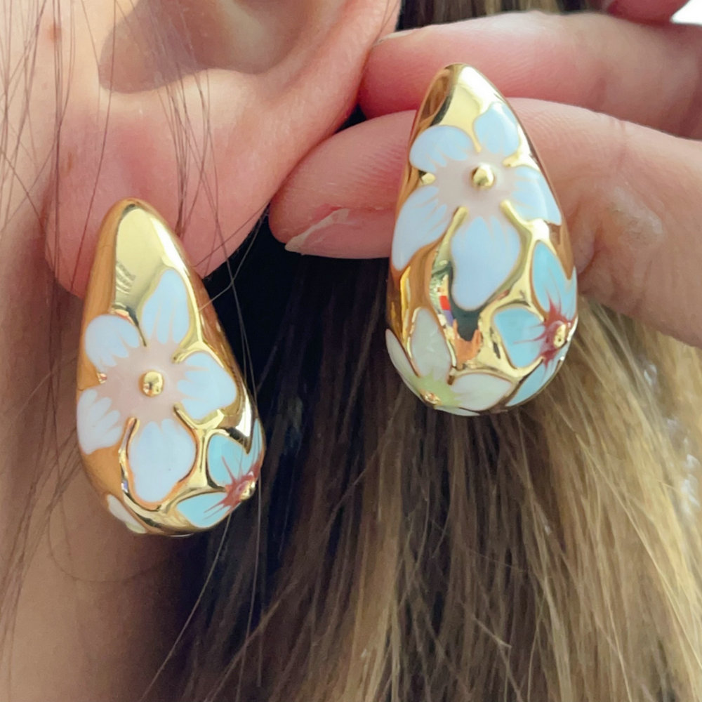 Enamel flower earrings