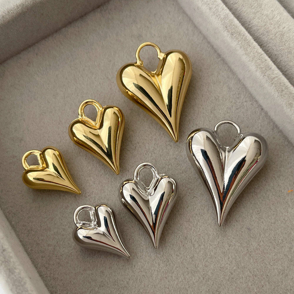 Solid heart charm
