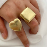 Metal heart sqaure ring