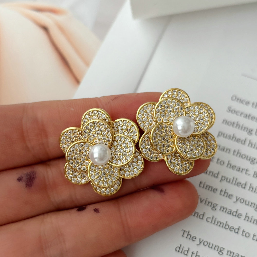 Pave zircon flower earrings