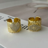 Pave zircon heart eye ring