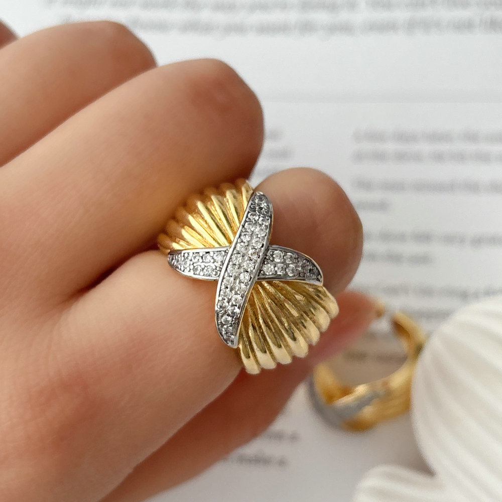 Cross ring