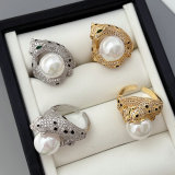 Tiger pearl ring