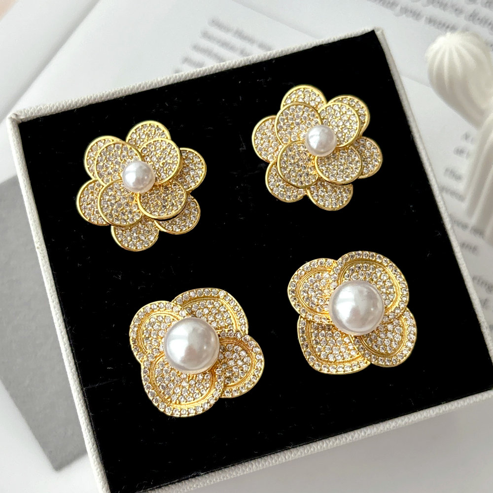 Pave zircon flower earrings