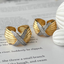 Cross ring