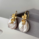 Flower fresh water pearl earrings