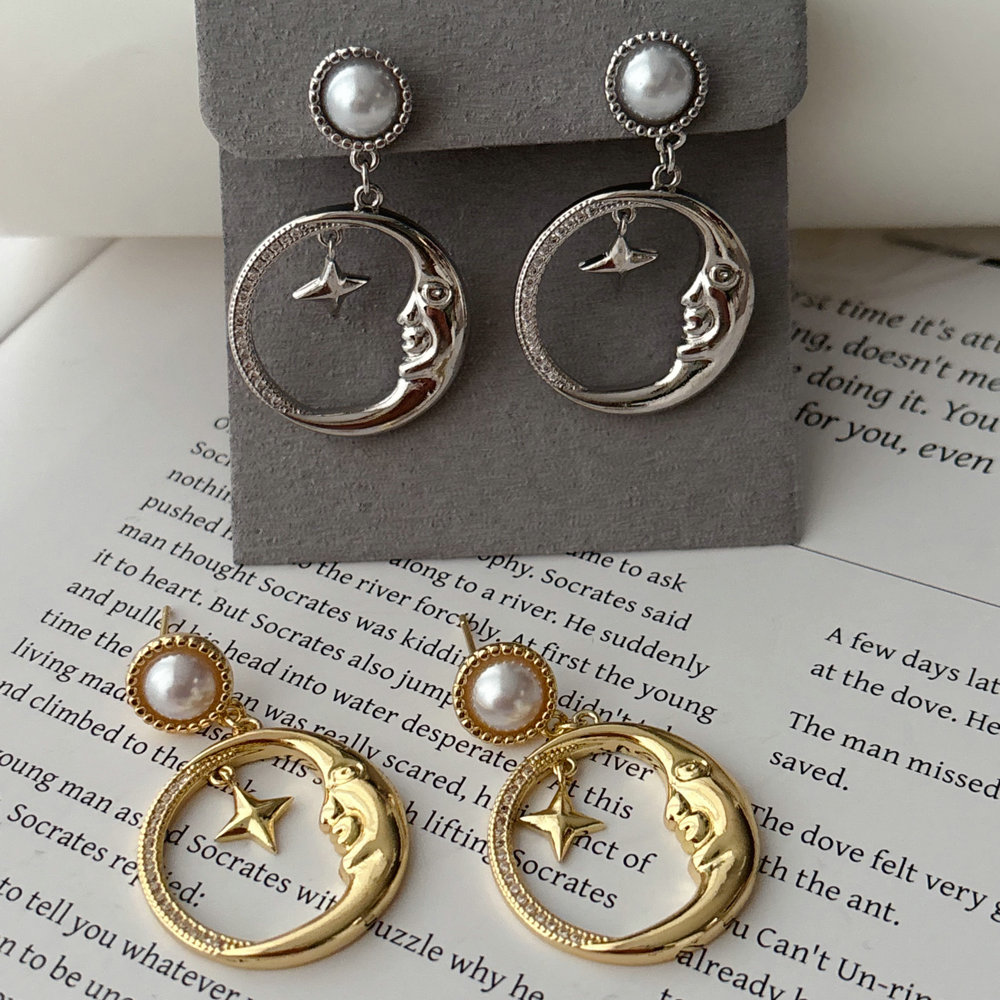 Star moon earrings