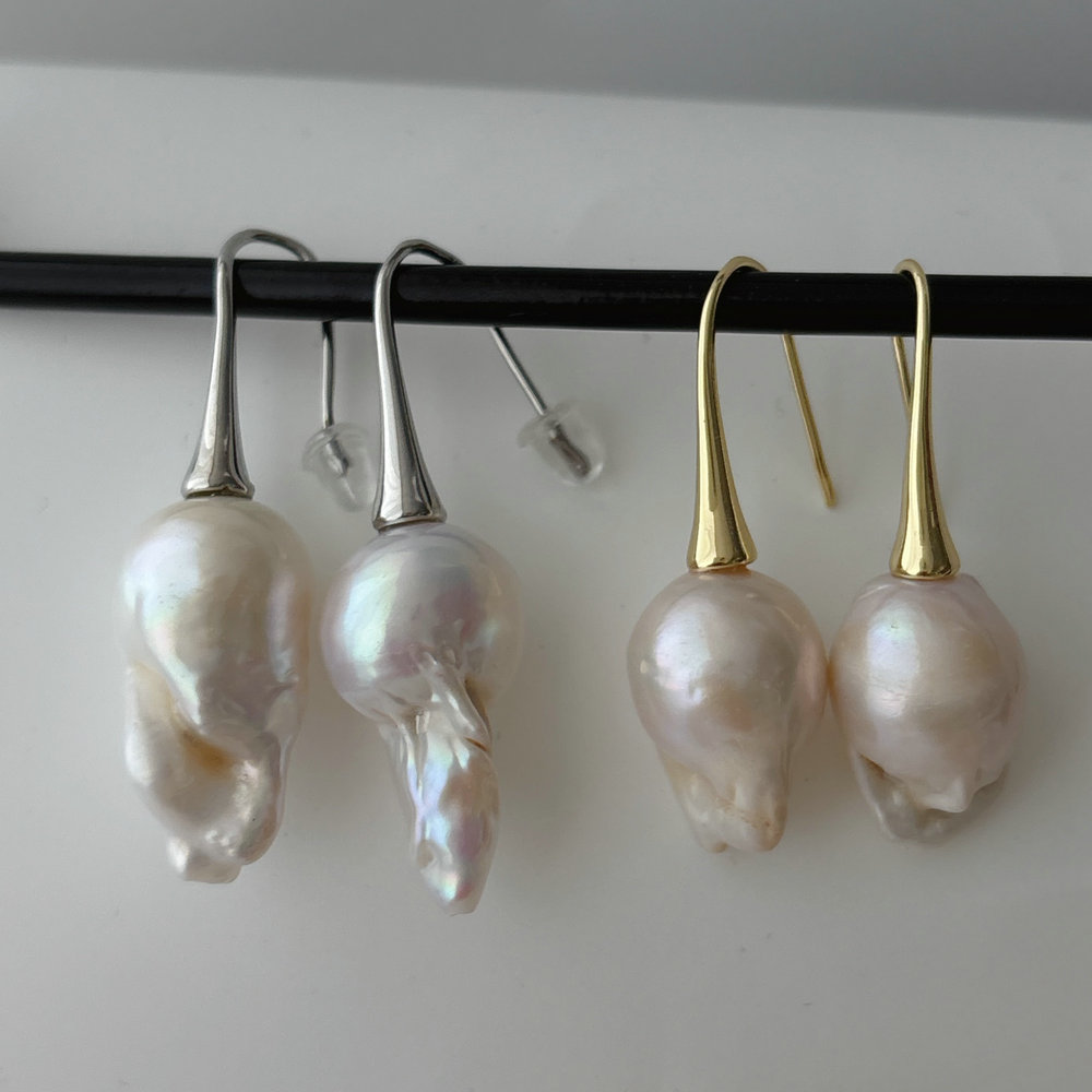 Baroque earrings