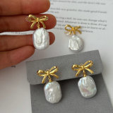 Fresh water sqaure pearl earrings
