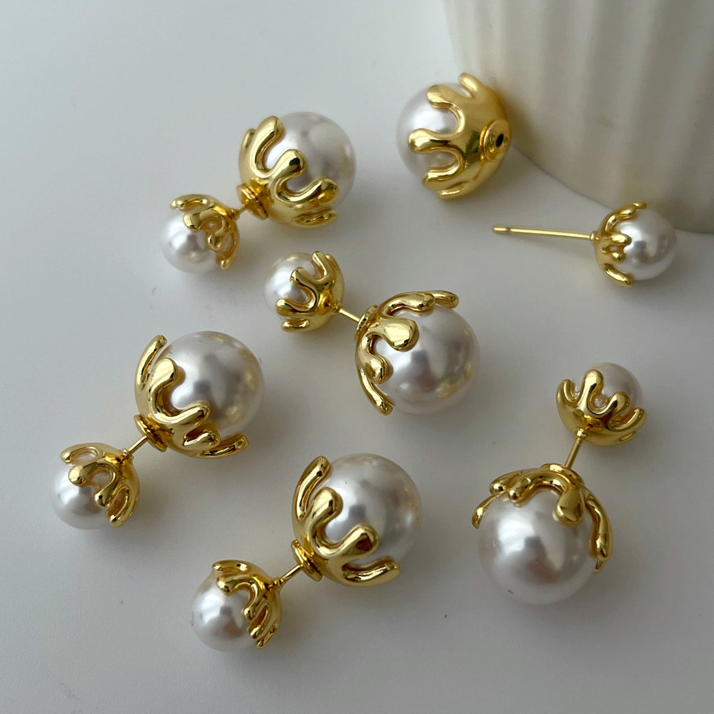 Pearl earrings