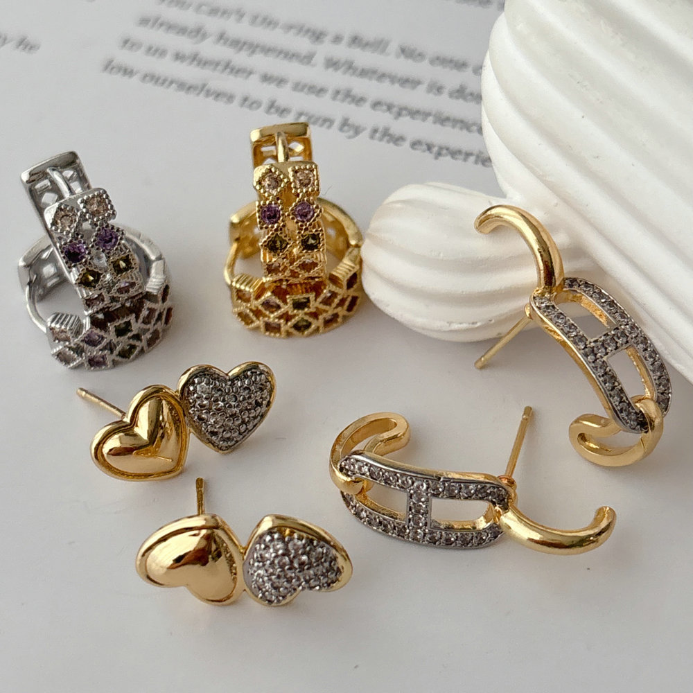 Two tone heart earrings