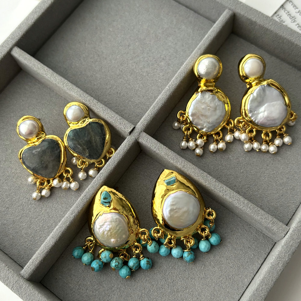Fresh water pearl earrings