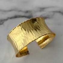 Metal cuff