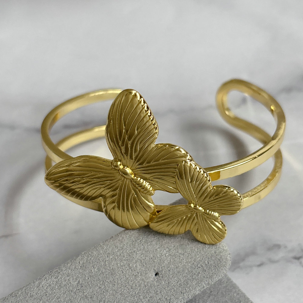 Metal chunky butterfly bangle