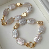 Sqaure pearl bracelet