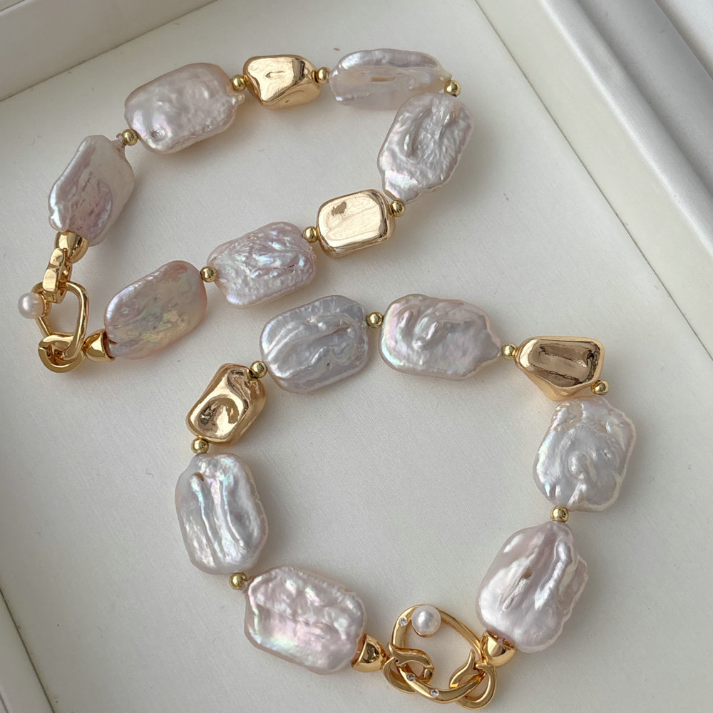 Sqaure pearl bracelet
