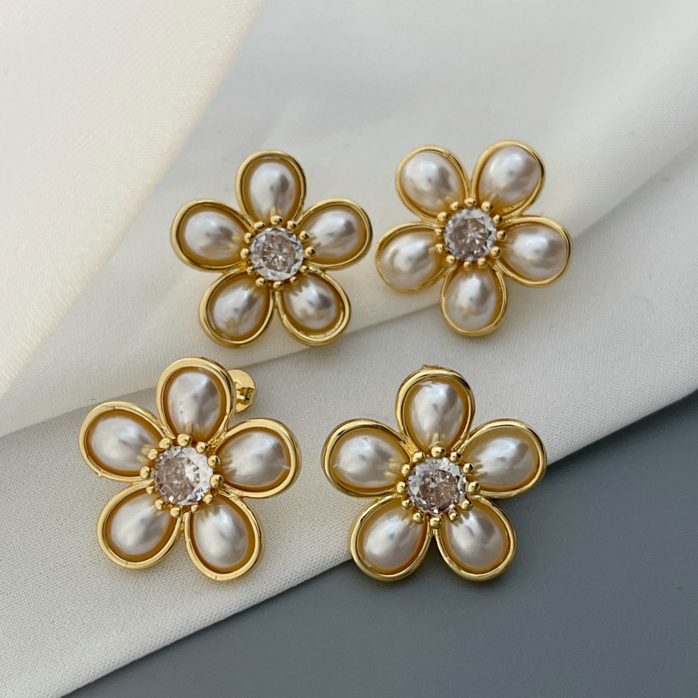 Flower earrings