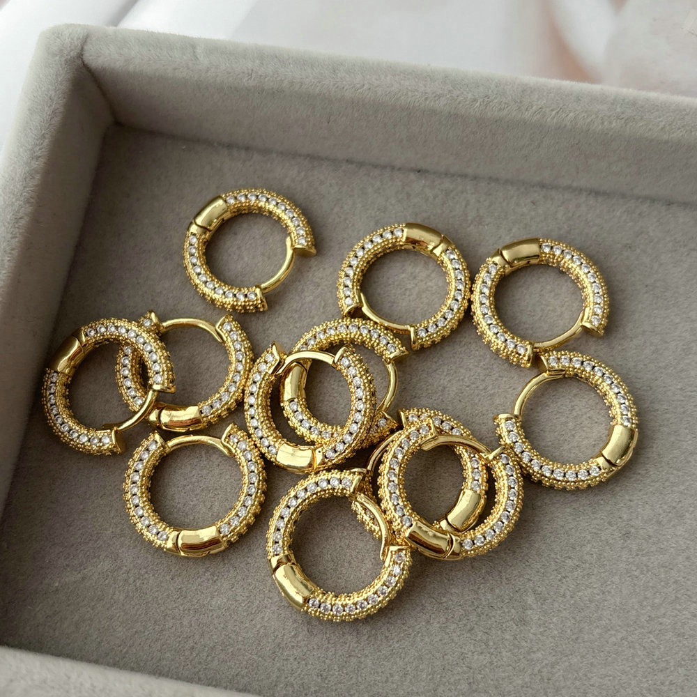 Pave zircon circle hoop
