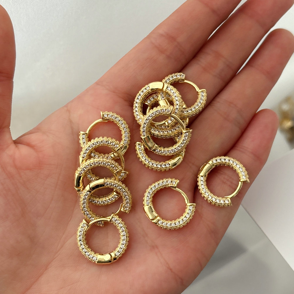 Pave zircon circle hoop