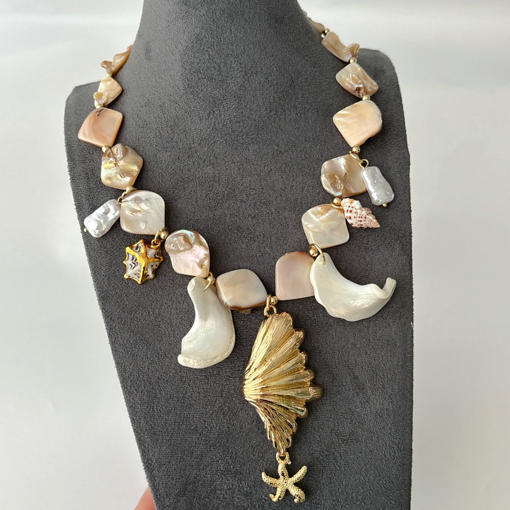 Shell necklace