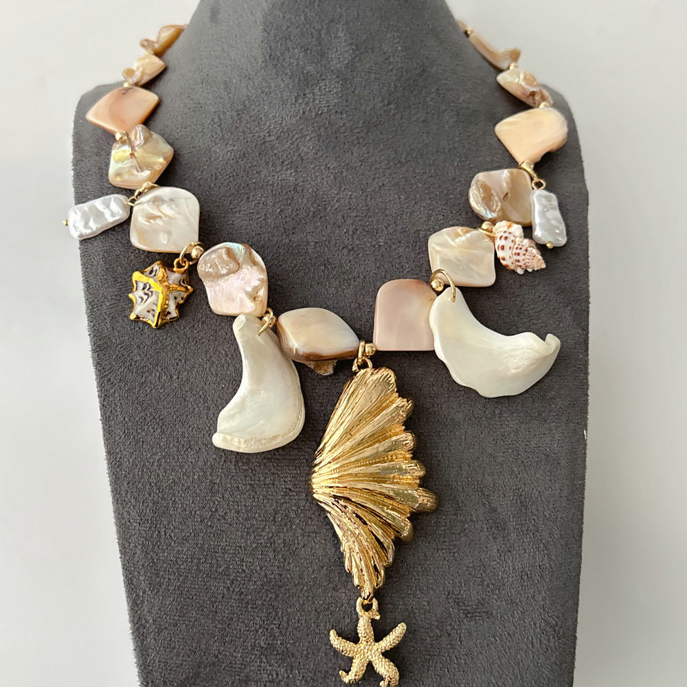 Shell necklace