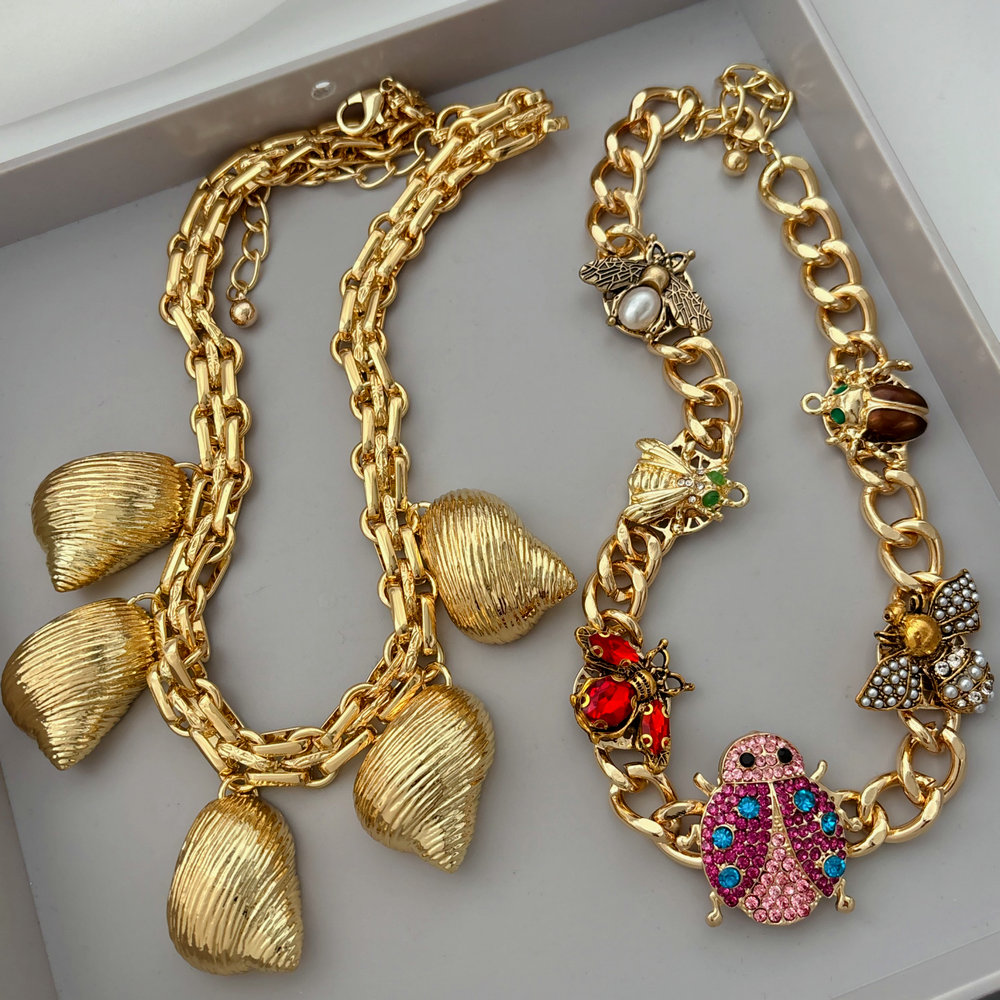 Chunky shell charm necklace