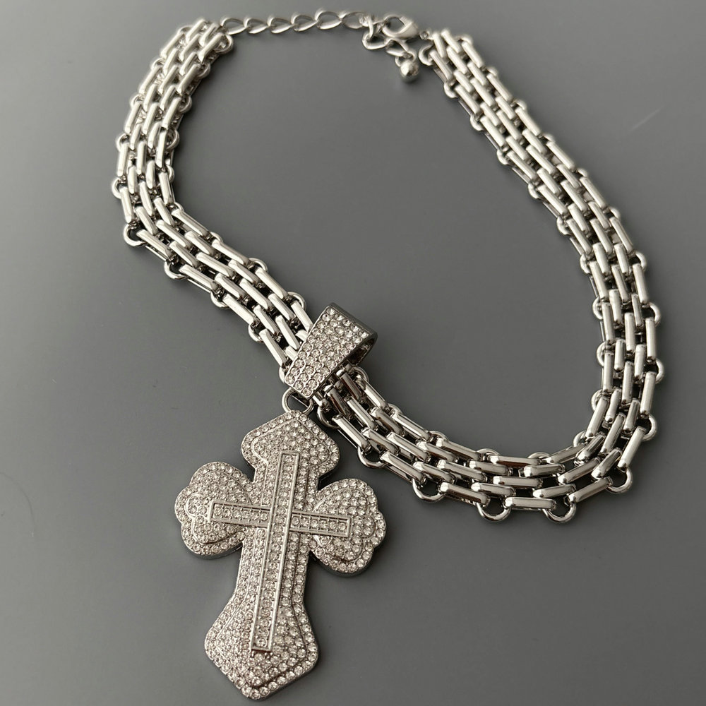 Cuban chain cross pendant necklace