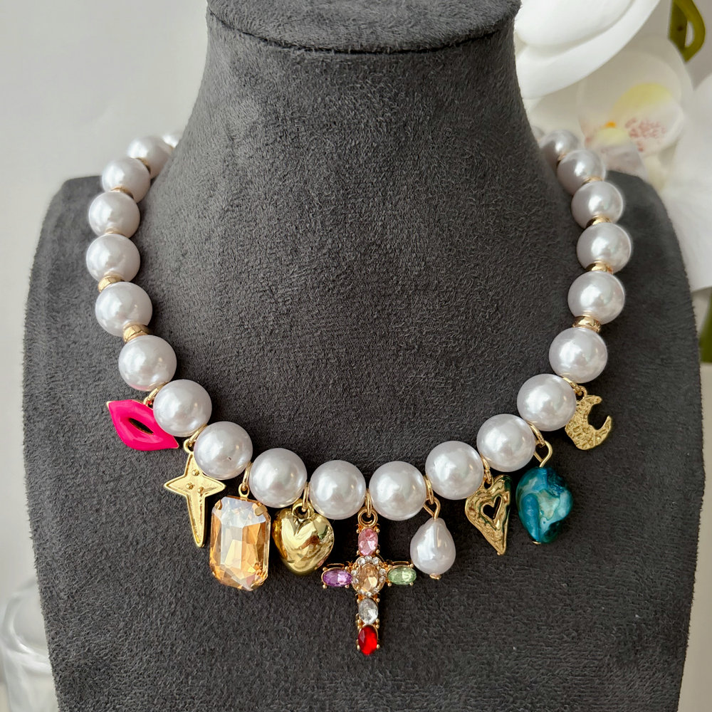 Glass pearl cross pendant necklace
