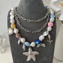 Layer star charm necklace