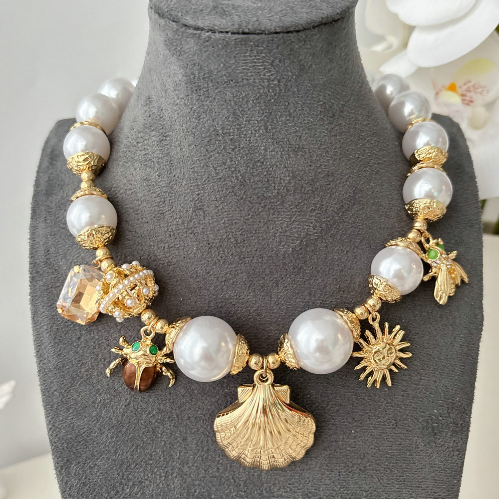 Glass pearl shell charm necklace