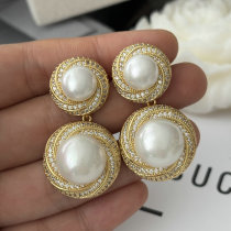Pearl flower earrings