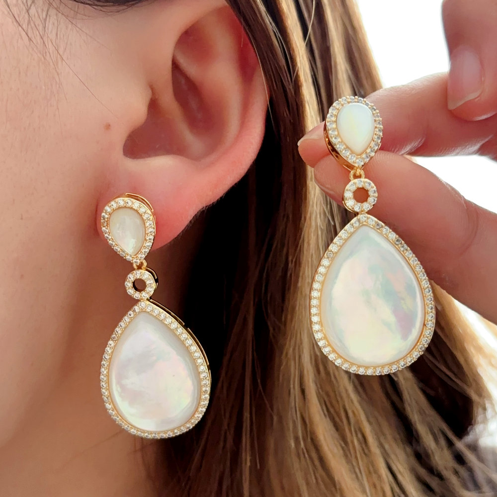 Pearl drop shell earrings