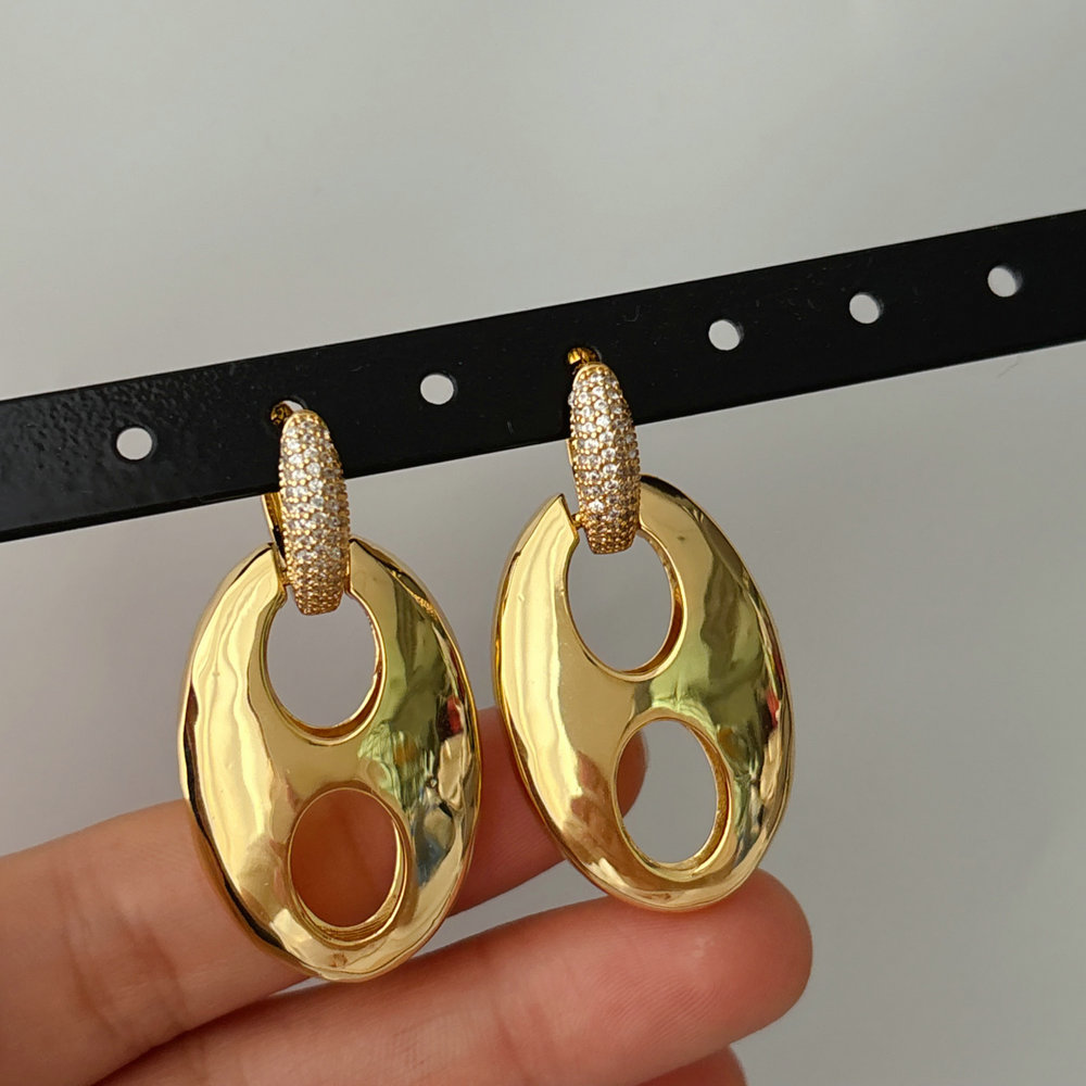 Pig nose earrings