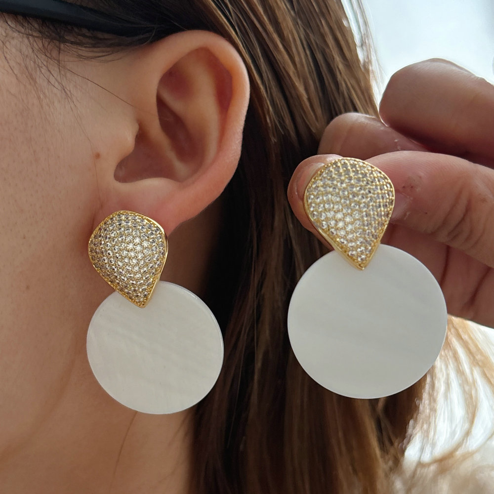Shell earrings