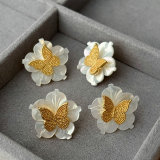 Shell flower earrings