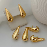 Metal teardrop earrings