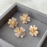 Small shell flower earrings