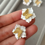 Shell flower earrings