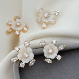 Mop shell flower earrings
