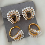 U shape pearl earrings