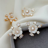 Mop shell flower earrings