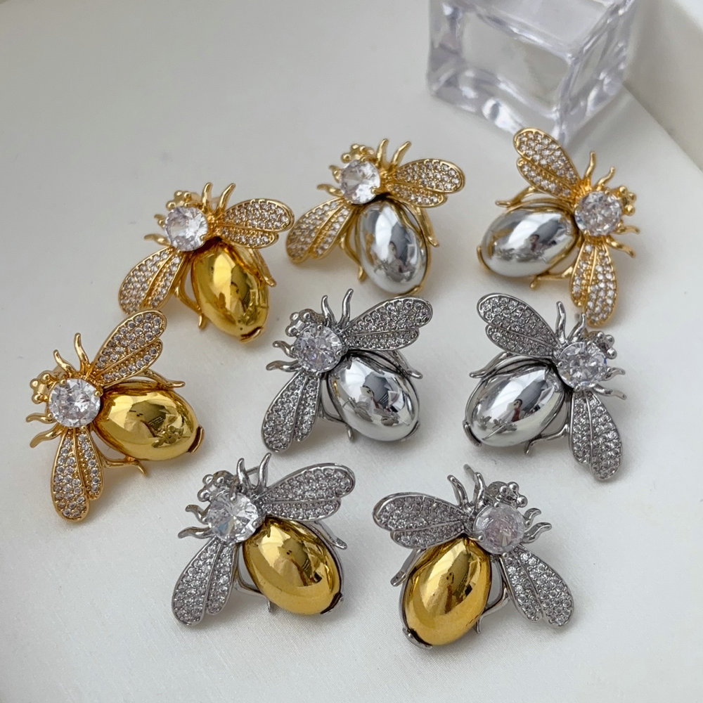 bee earrings
