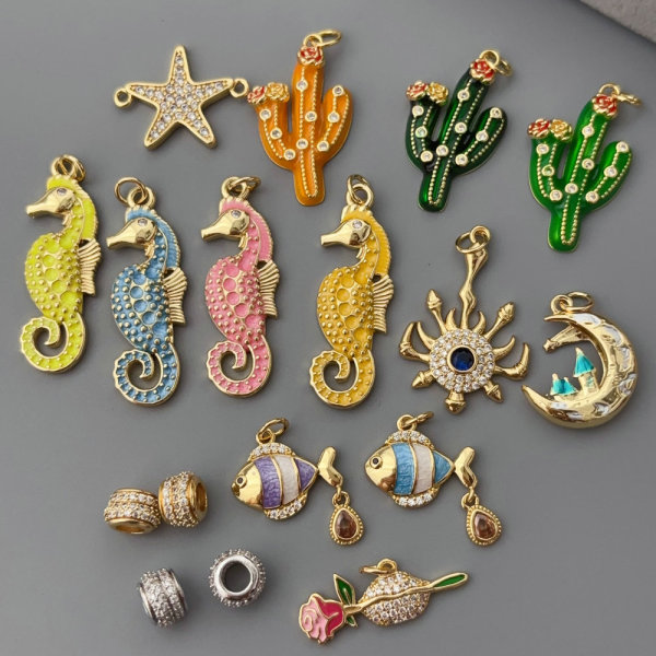 Sea horse pendant