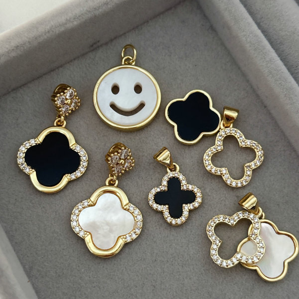 Clover charm