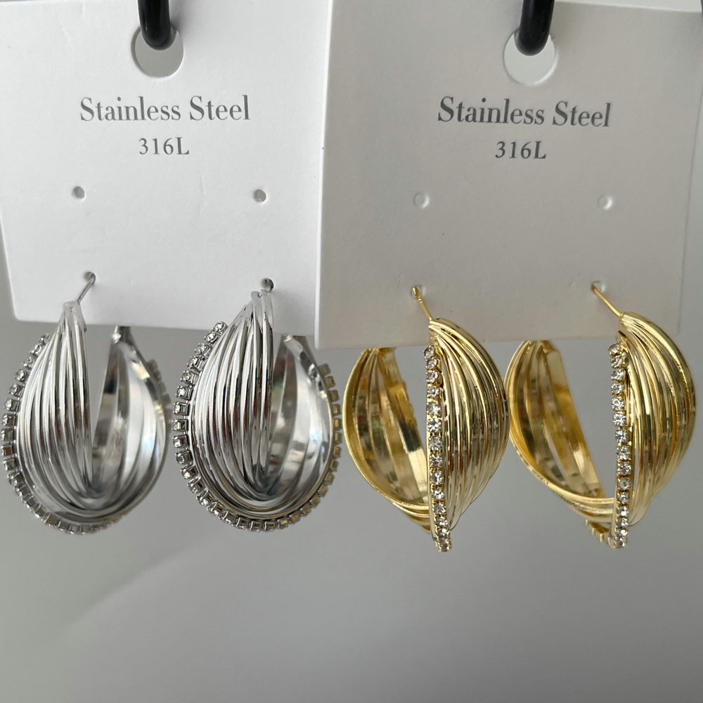 S shape hoop