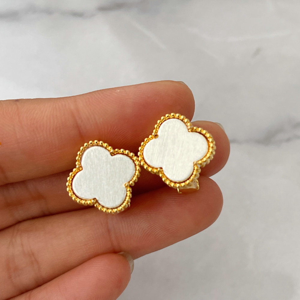 Clover earrings