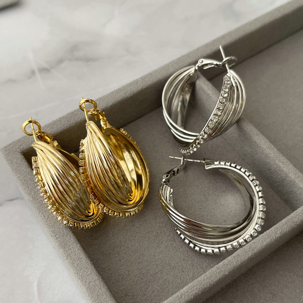 S shape hoop