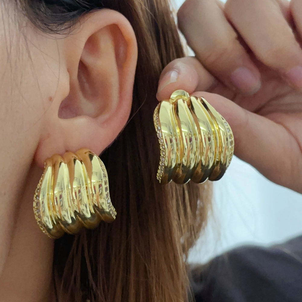 Pave zircon wave earrings