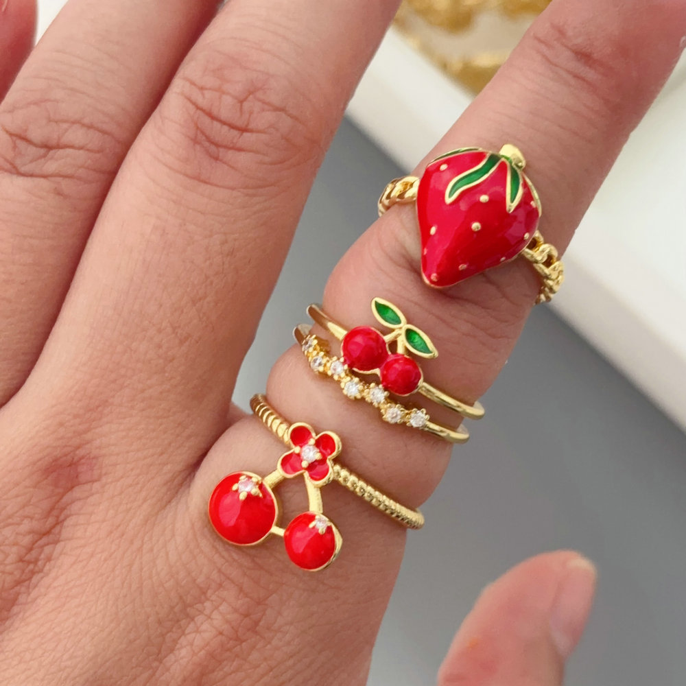 Enamel cherry ring